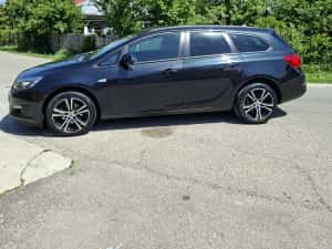 Opel Astra j Facelift 2014  165 cp — miniatura 5