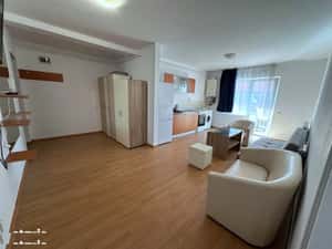 Apartament 2 camere cu parcare in Floresti