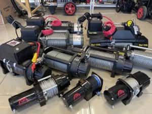 Troliu electric 12V 3000lbs cablu 9.2m,telecomanda cu fir ,nou — miniatura 6