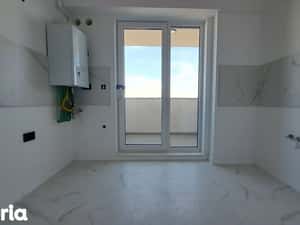 Garsoniera studio cu dormitor separat in ansamblu premium — miniatura 4