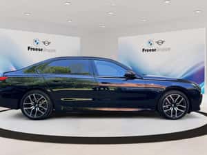 BMW 740 Berlină 2025 Diesel 299 cp — miniatura 7
