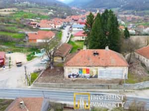 Castel istoric de vânzare în Conop | proprietatea lui Cicio Pop — miniatura 2
