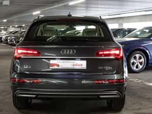 Audi Q5 SUV Hibrid 2023, 49.070 km, Automată — miniatura 2