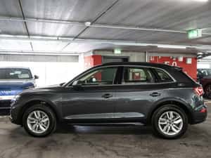 Audi Q5 SUV Hibrid 2023, 49.070 km, Automată — miniatura 4