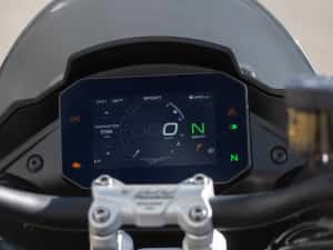 Moto Guzzi V100 Mandello S -2026 — miniatura 6