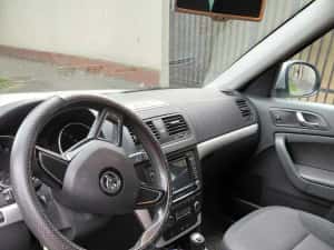 Skoda Yeti Model 2015 - 2.0 TDI. 4X4 — miniatura 7