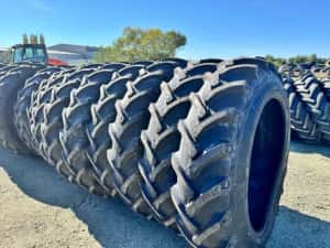 ANVELOPA 13.6-38 Panther 16PR TT cauciucuri de tractor universal u650 spate u65 tractor romanesc motrica 340/85r38 — miniatura 4