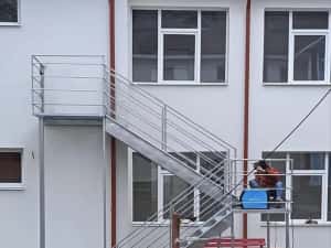 Scări metalice zincate — miniatura 2