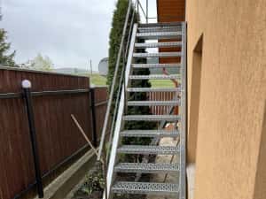 Scări metalice zincate — miniatura 3