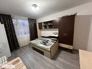 Inchiriez garsoniera zona capat troleu — miniatura 4