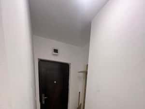 Inchiriez garsoniera zona capat troleu — miniatura 6