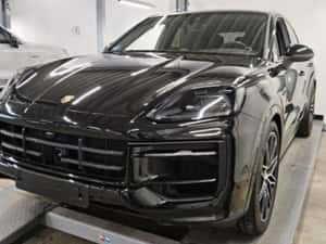 Porsche Cayenne Hibrid 470 CP 16.150 km