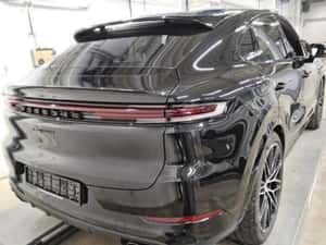 Porsche Cayenne Hibrid 470 CP 16.150 km — miniatura 4