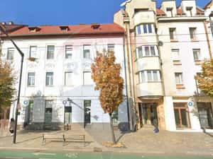 2 cam, central, tavan inalt, ideal birou, comisio 0 — miniatura 3