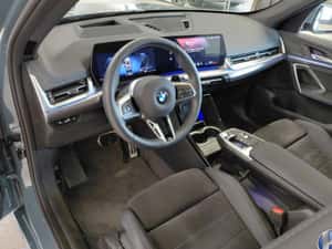 BMW X1 2024 / CAPE YORK GREEN METALLIC / 27.990 km — miniatura 7