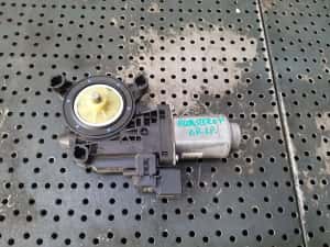 Motoras macara dreapta spate skoda roomster 5j 5j0959812a