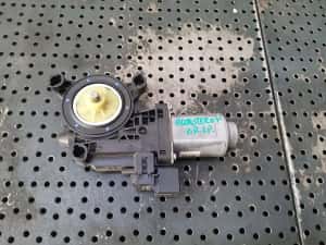 Motoras macara dreapta spate skoda roomster 5j 5j0959812a — miniatura 4
