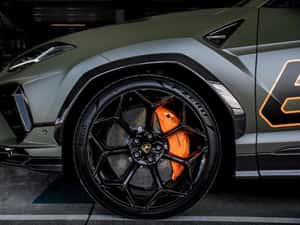 Lamborghini Urus 2024, 8.460 km, SUV, 666 cp, 353.901 EUR