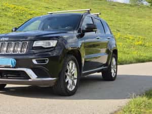 Jeep Grand Cherokee Summit — miniatura 3