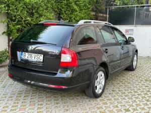 Skoda Octavia 2.0 TDI 140 CP EXEMPLAR 150.000 KM — miniatura 3