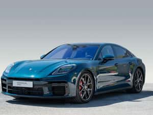 Porsche Panamera Hibrid 2024 - 35.400 km