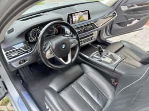 BMW Seria 7 - 740d xDrive 320cp INDIVIDUAL , Trapa , Laser , Proprietar ! — miniatura 4