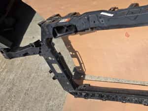 Trager / Calandru SsangYong Tivoli 2021 / 2022 2023 — miniatura 7