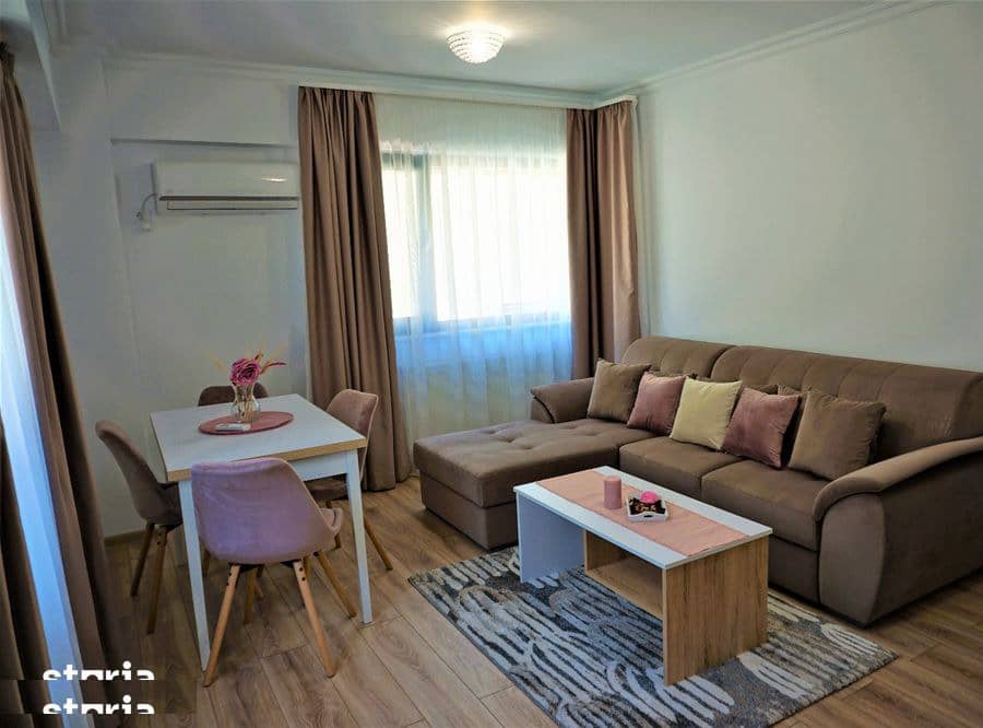 Inchiriez ap 3 cam TERMEN LUNG -zona Campus, Solid Residence Jadului — fotografie 1 din 6