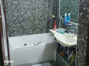 Ap 3 cam decomandat  de inchiriat — miniatura 5