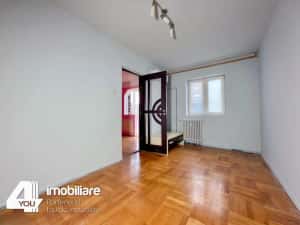 Apartament 2 camere Aradul Nou ,50 mp,et.4 4 ,mobilat și utilat — miniatura 6