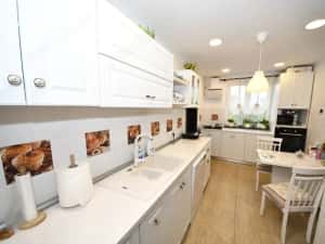 Casa moderna, constructie 2019 – Sat Costi, la 5 minute de Galati — miniatura 10