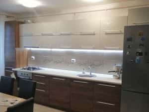 Apartament de inchiriat , 52 mp utili , parcare ,zona Eroilor — miniatura 3