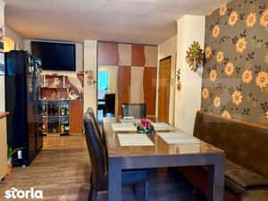 Apartament cu 4 camere, decomandat, spatios, 2 bai, Sanmartin — miniatura 3