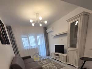 Inchiriere garsoniera mobilata utilata 5 min metrou — miniatura 4