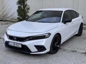 Honda Civic 2.0 PHEV 143cp 2024 usor avariat — miniatura 10