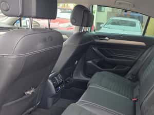 Volkswagen Passat 2021, motor 2.0 TDI 150CP, cutie automată DSG7 — miniatura 6