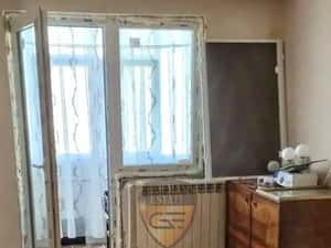 3 camere Navodari Central 45mp , etaj 1 renovat partial, balcon, cent — miniatura 4