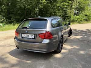 BMW 318d,an 2011,motor 2.0d,cutie viteze manuala,navigatie mare — miniatura 4