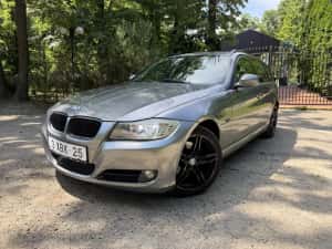 BMW 318d,an 2011,motor 2.0d,cutie viteze manuala,navigatie mare — miniatura 9