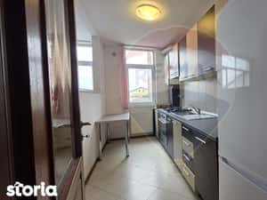 Apartament 3 camere de închiriat Vitrometan, Medias — miniatura 4