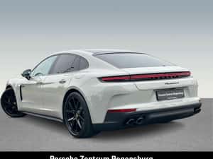 Porsche Panamera 2894 cm3, hibrid, 470 cp — miniatura 3