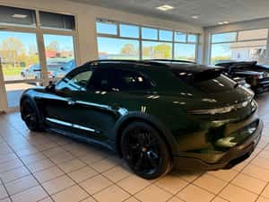 Porsche Taycan Automată 598 HP Electric — miniatura 3