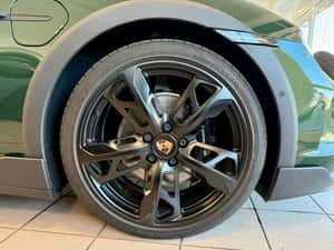 Porsche Taycan Automată 598 HP Electric — miniatura 6