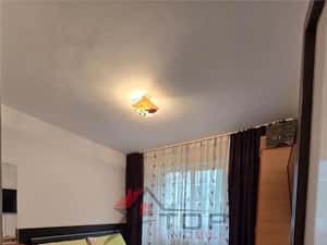 Etaj 2 - Dacia Bicaz, apartament 3 camere, mobilat, liber — miniatura 1