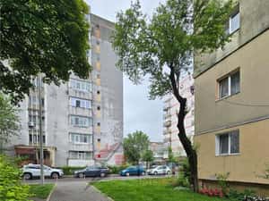 Etaj 2 - Dacia Bicaz, apartament 3 camere, mobilat, liber — miniatura 4