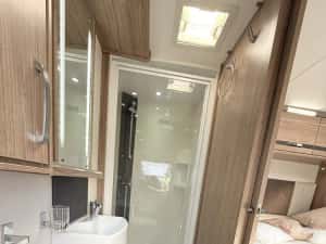 Rulota Coachman Pastiche , brand de varf Englezesc  , fara lemn in structura, Centrala Truma , Alko atc , cort , panou solar — miniatura 4