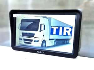 GPS NAVIGATOR 7"HD, Actualizat pt.Camion,Truck,TIR Modele NOI. — miniatura 7
