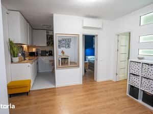 Apartament 4 camere, in suprafata de 70 mp, mobilat si utilat modern — miniatura 6