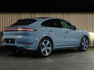 Porsche Cayenne Hibrid - 41.000 km, 470 cp — miniatura 3