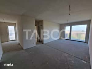 Apartament 3 camere 2 bai bloc cu lift zona de case in Turnisor — miniatura 4